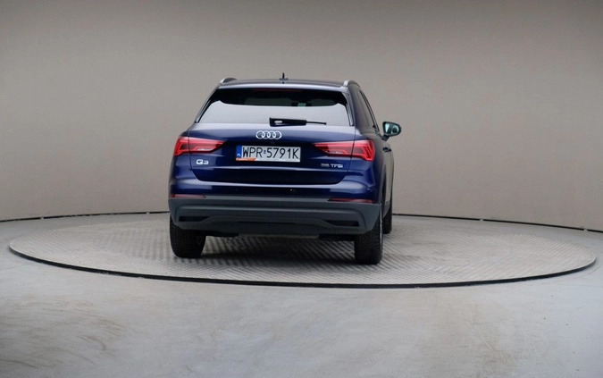 Audi Q3 cena 129899 przebieg: 61192, rok produkcji 2022 z Malbork małe 191
